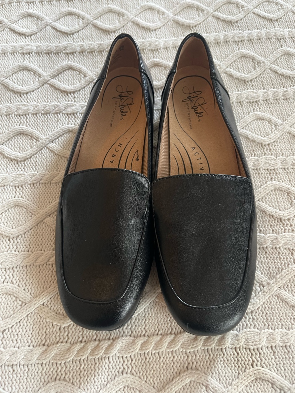 Life Stride Black Leather Slip-On Comfort Loafers for Women Size 7